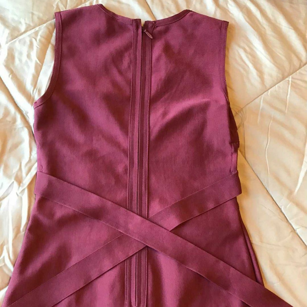 Red Dress - Picture 3 of 4